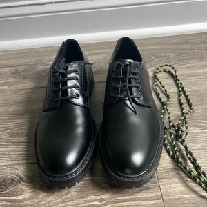ZARA Men's 8.5 Black Dress Shoes with Track Soles - Size 8.5 US/41 EU